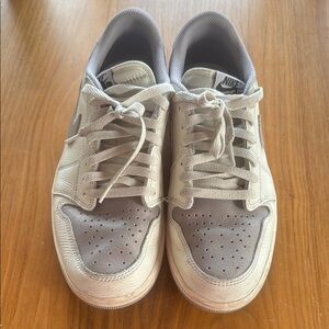 Nike Men's Cream and Gray Sneakers